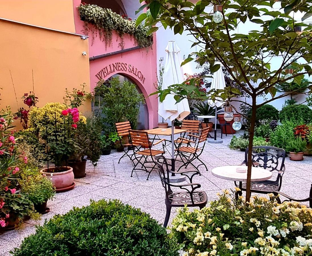 Hotel Mitra, Story Hotels Птуй Экстерьер фото